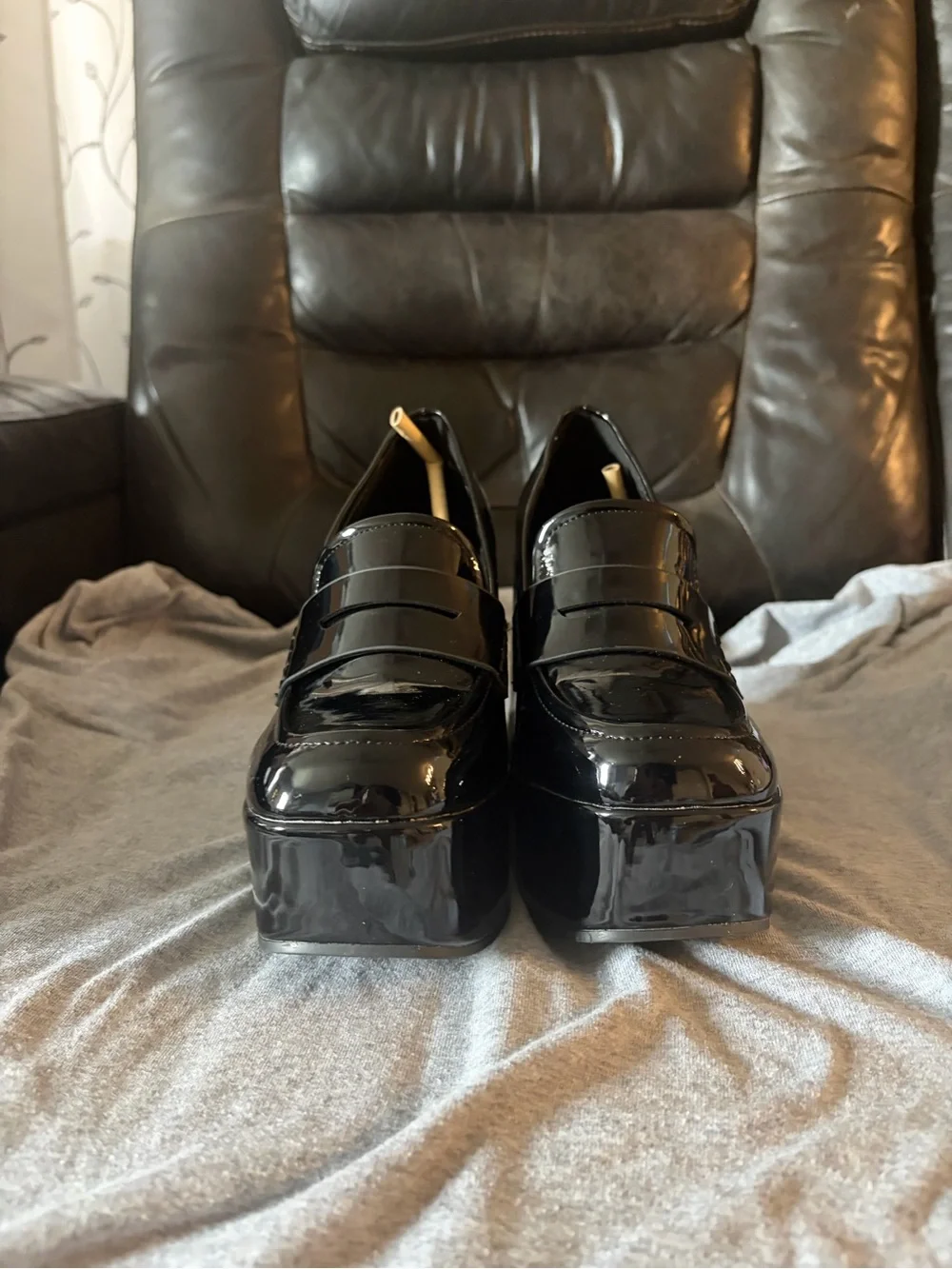 BAMBOO Black Patent Leather Penny Loafers for Women us 6